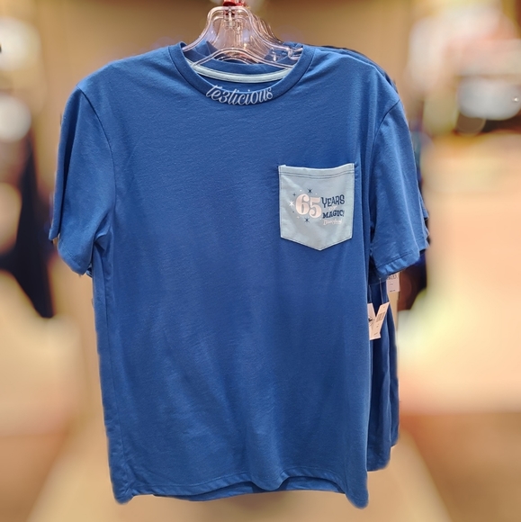 DISNEYLAND 65TH ANNIVERSARY YEARS OF MAGIC T-SHIRT - Picture 2 of 3